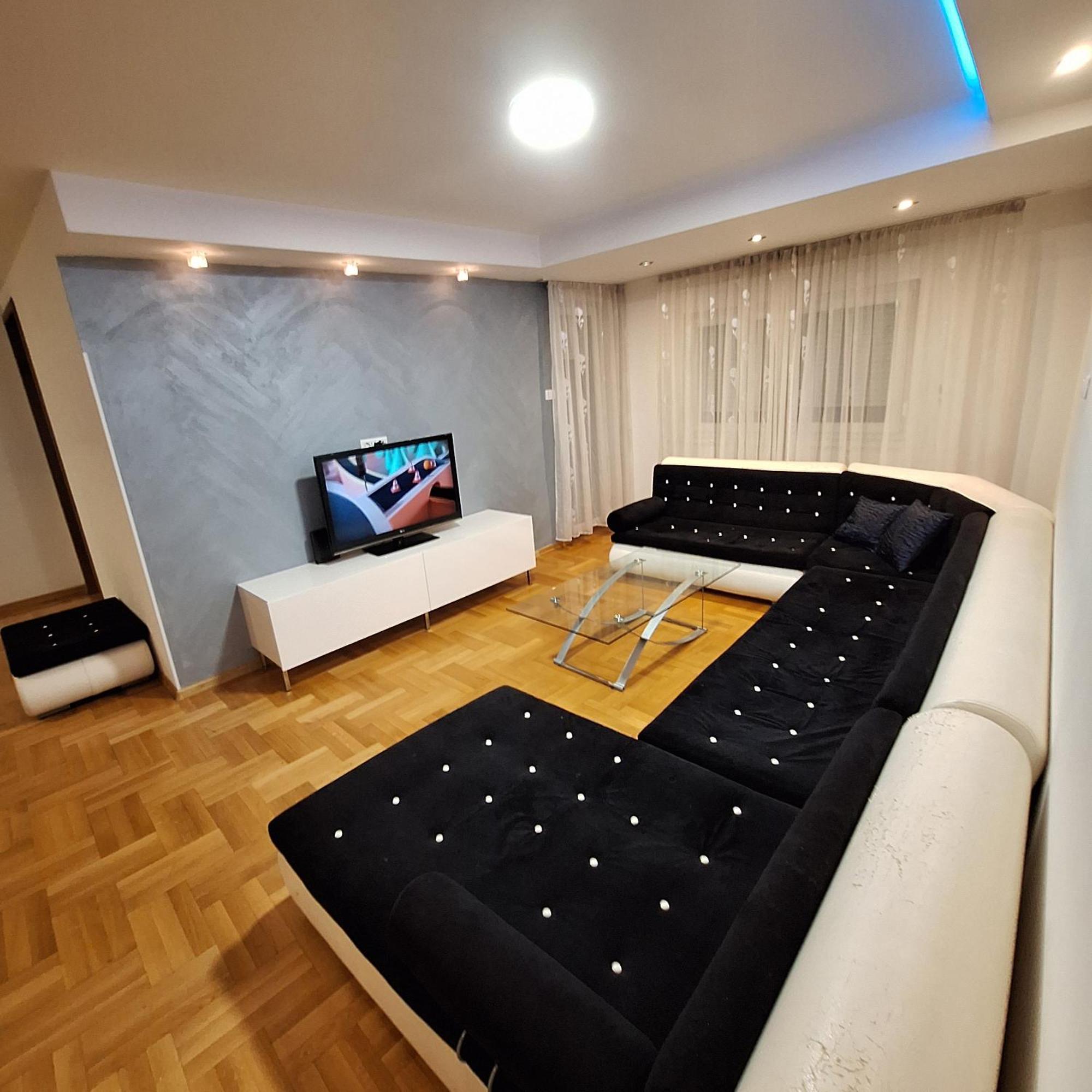 Luks Apartment Баня-Лука Екстер'єр фото