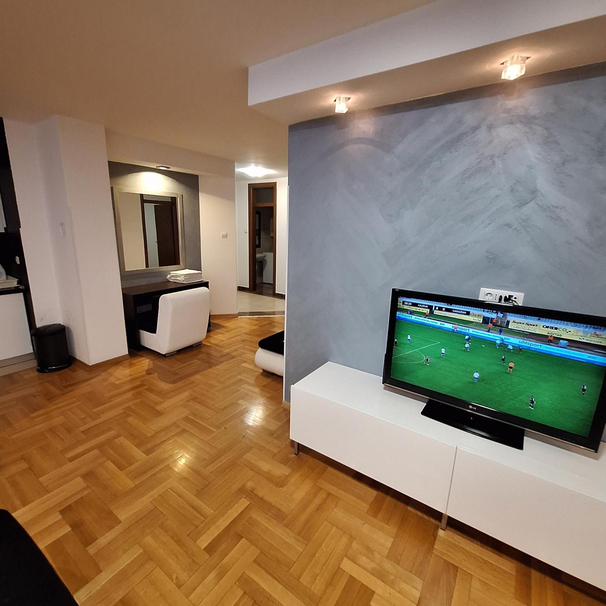 Luks Apartment Баня-Лука Екстер'єр фото