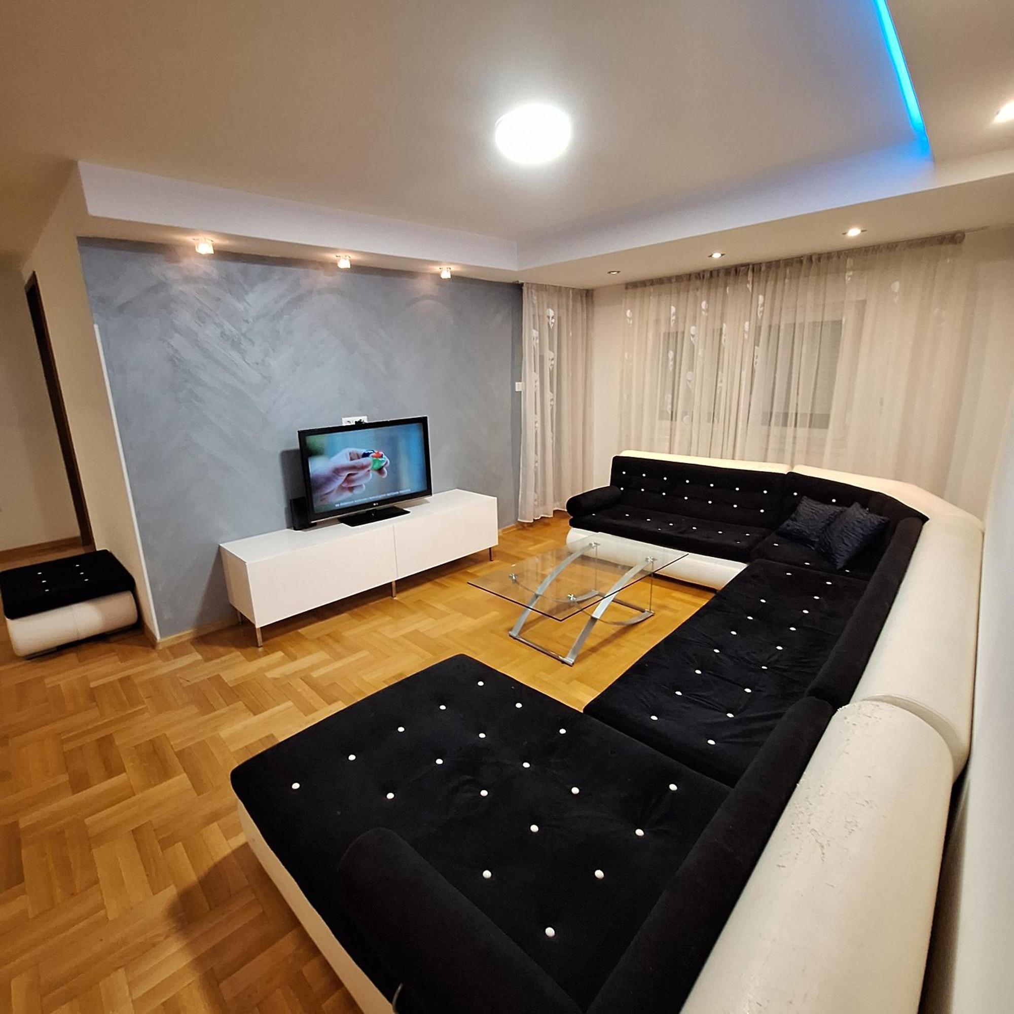 Luks Apartment Баня-Лука Екстер'єр фото